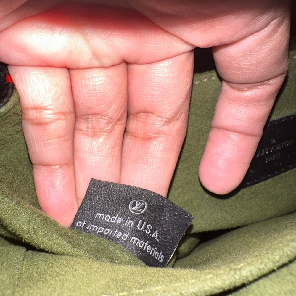 Louis Vuitton Limited Edition Monogram Infrarouge Canvas Pochette Metis - Picture 15 of 16